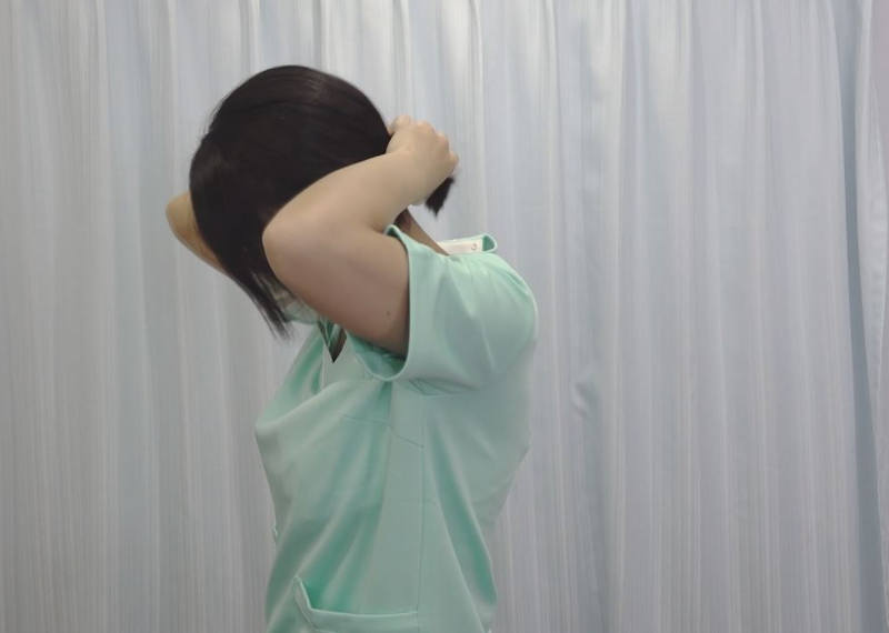 巨乳 着替え エロ画像 【54】