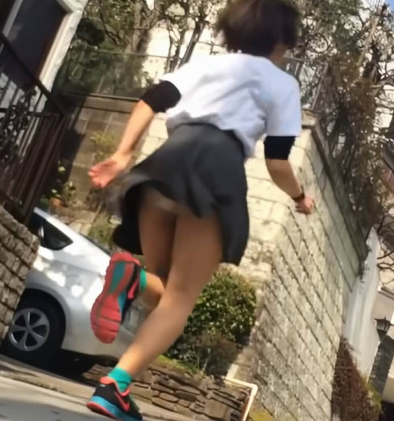 パンツ 丸見え エロ画像 【54】