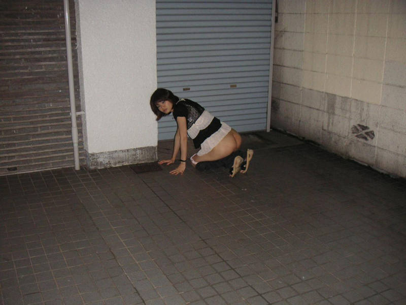 お尻 露出 エロ画像 【51】