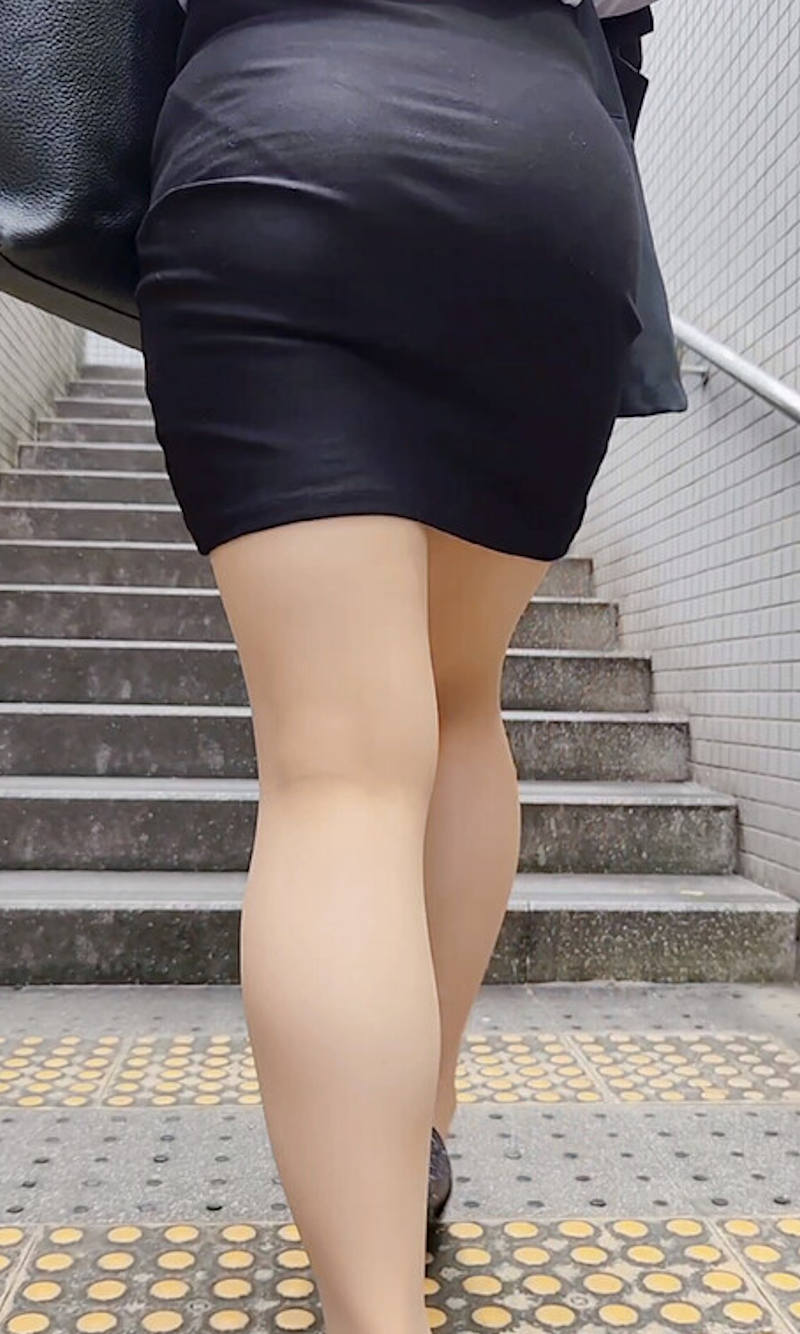 保険外交員 エロ画像 【3】