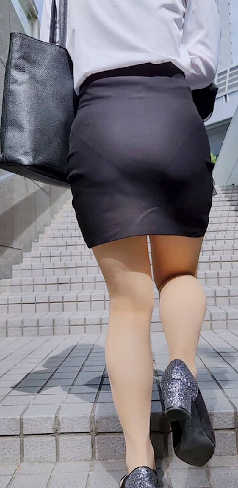 保険外交員 エロ画像 【4】