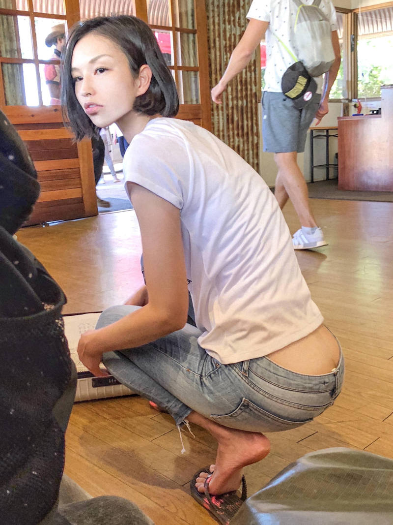 人妻 エロ画像 【3】