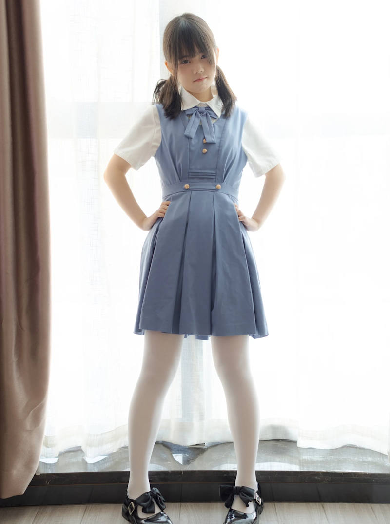 制服 童顔 エロ画像 【6】