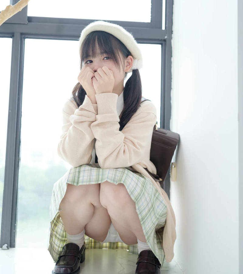 制服 童顔 エロ画像 【20】