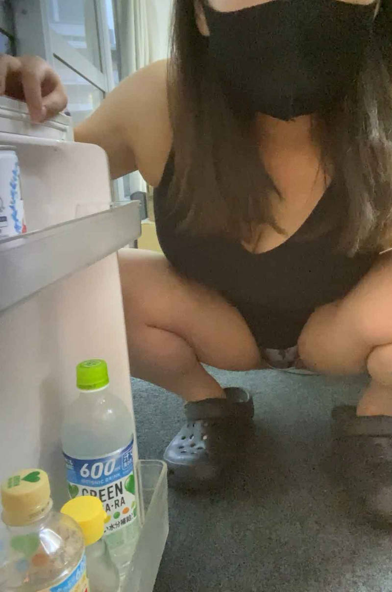 会社 パンチラ エロ画像 【26】