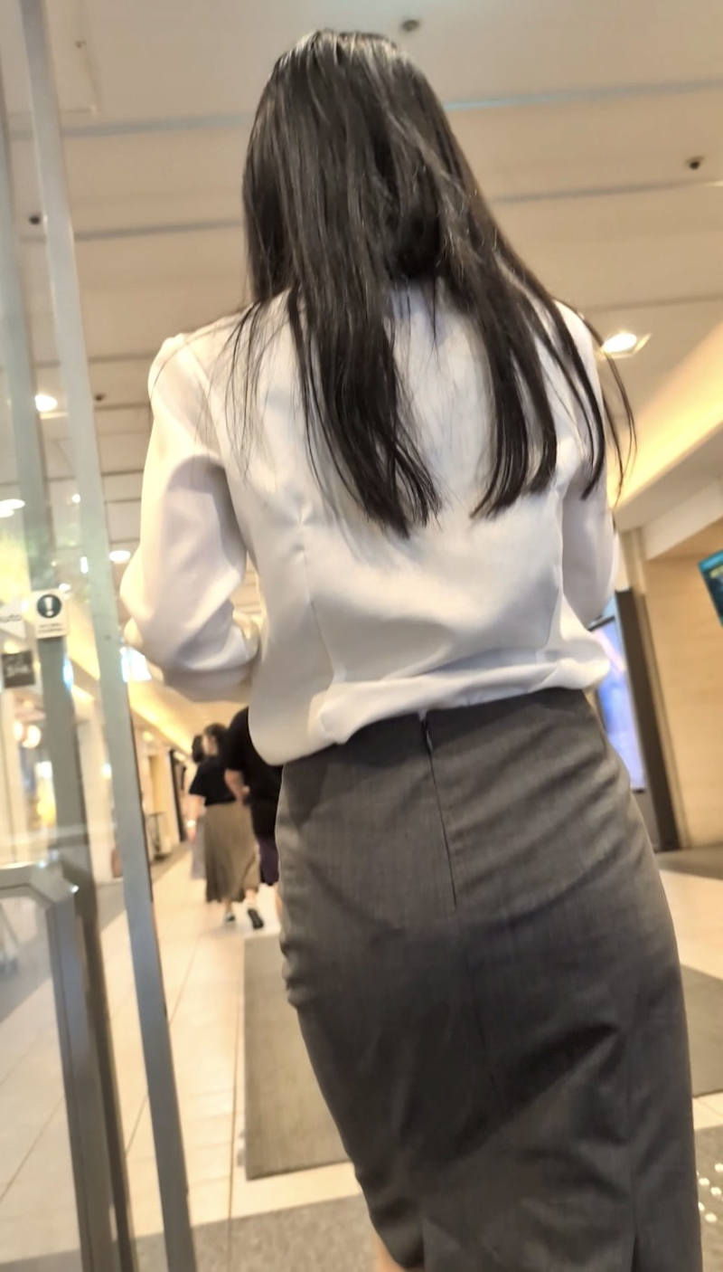 通勤 OL エロ画像 【34】