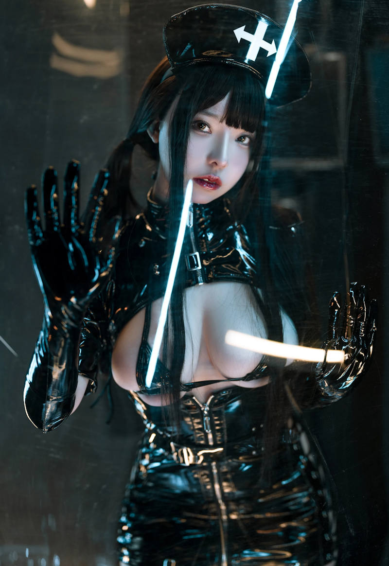 巨乳コスプレ エロ画像 【2】