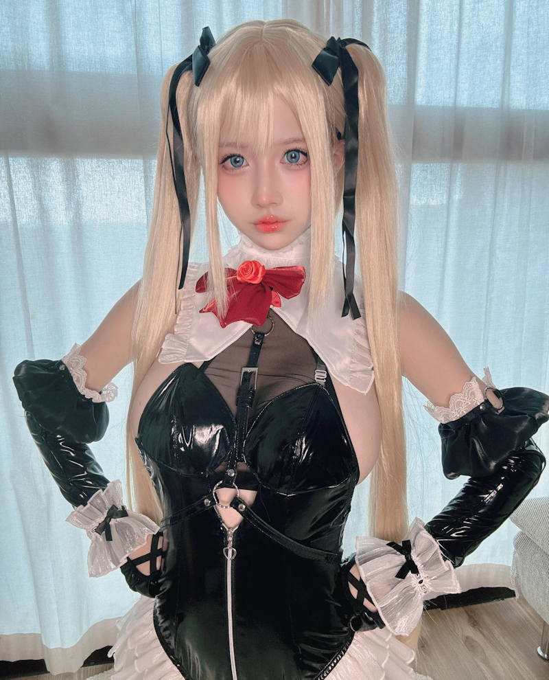 巨乳コスプレ エロ画像 【43】