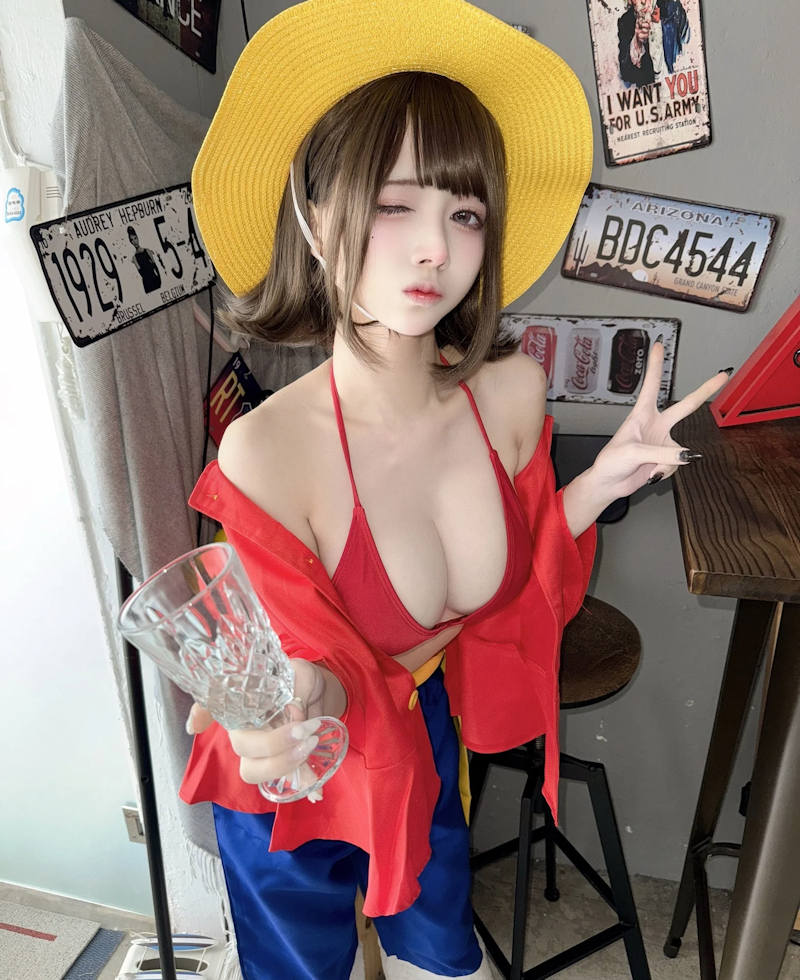 巨乳コスプレ エロ画像 【87】