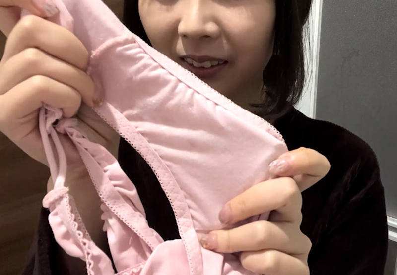 脱ぎたて パンツ 自撮り エロ画像 【26】