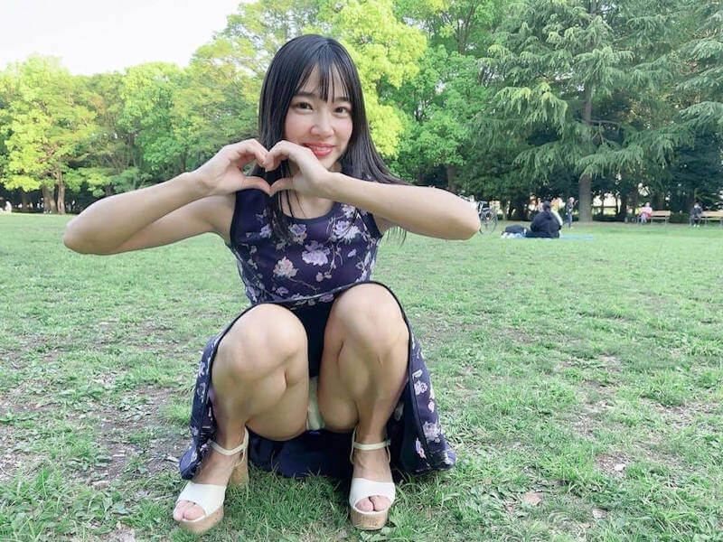 お姉さんのパンチラ画像集